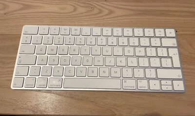 Apple Magic keyboard International - A1644 | eBay