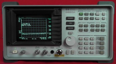 HEWLETTPACKRD SPECTRUM ANALYZER 8590A