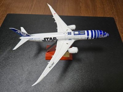 ANA Boeing 787-9 Airplane Model 1:200 STAR WARS R2-D2 Not for Sale