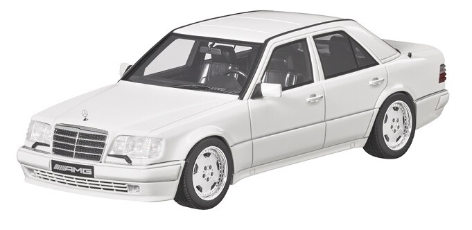 ミニカー OTTO Mercedes-Benz W124 1⁄18 E60 AMG OTTO Mobile Mercedes