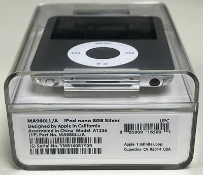 Very RARE NEW Sealed Apple iPod nano 3rd Generation 8GB Silver