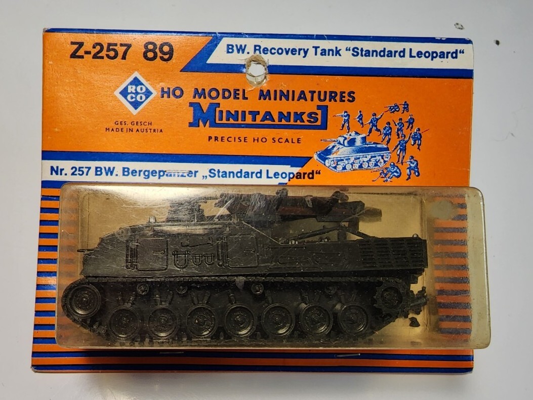 Roco Minitanks Z-257 89 Recovery Tank Standard Leopard HO Plastic