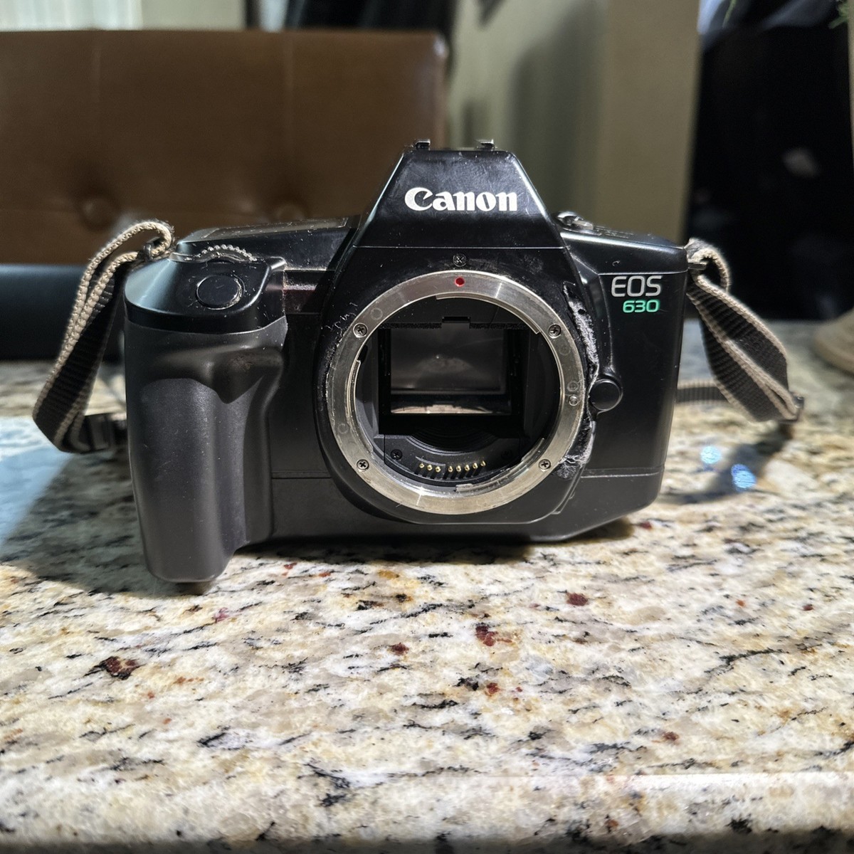Canon EOS 630 35mm SLR Film Camera Body - Pre Owned - Vintage | eBay