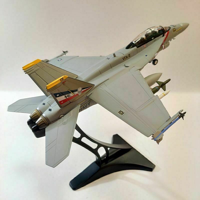 航空機・ヘリコプター FA-18C HORNET 1/72 DRAGON Easy Model 1:72 F/A