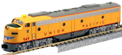 ATLAS N SCALE LOCOMOTIVE #4631, DIESEL, EMD GP35, Ph.1B UNION