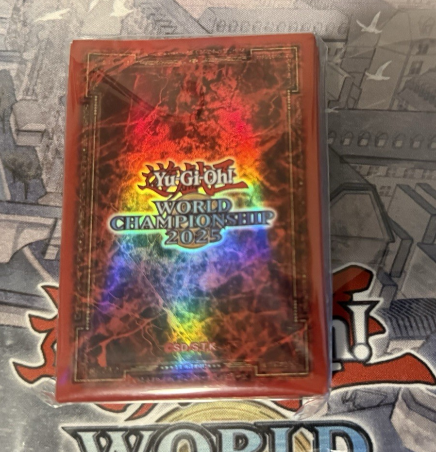遊戯王 WCS2025 スリーブ 赤 公式 100枚入り パリ 遊戯王 WCS2025