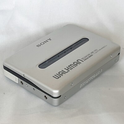 SONY WM-FX877 1999 W/accesories Radio Walkman Cassette Player From
