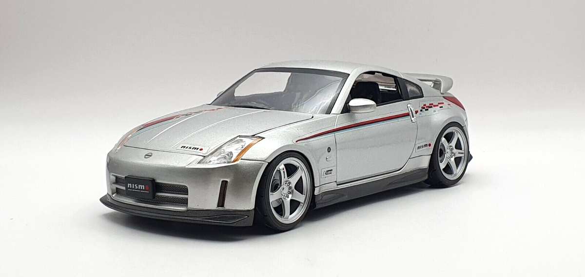 1/18 AUTOart ニスモ フェアレディZ Z33 350Z S-tune 1/18 AUTOart