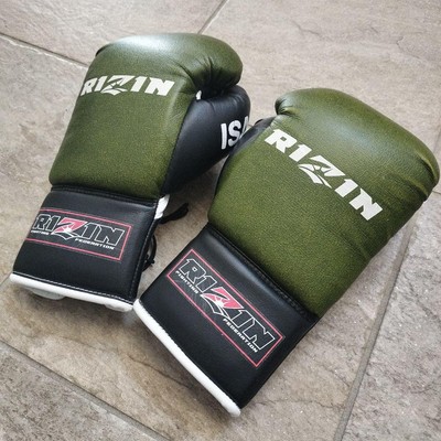 RIZIN ISAMI グリーンMMAグローブ 限定値引きRIZIN ISAMI グリーン