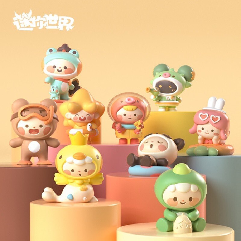 Mini Toys Case Of 8 Blind Box Mini World Holiday Party Chaser