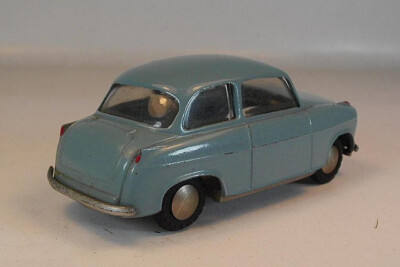 Tekno 816 LLOYD Personvogn