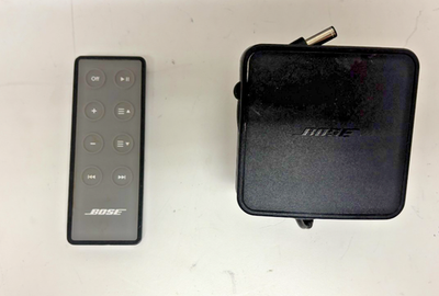 Bose SoundDock Portable Digital Music System 30-Pin iPod/iPhone