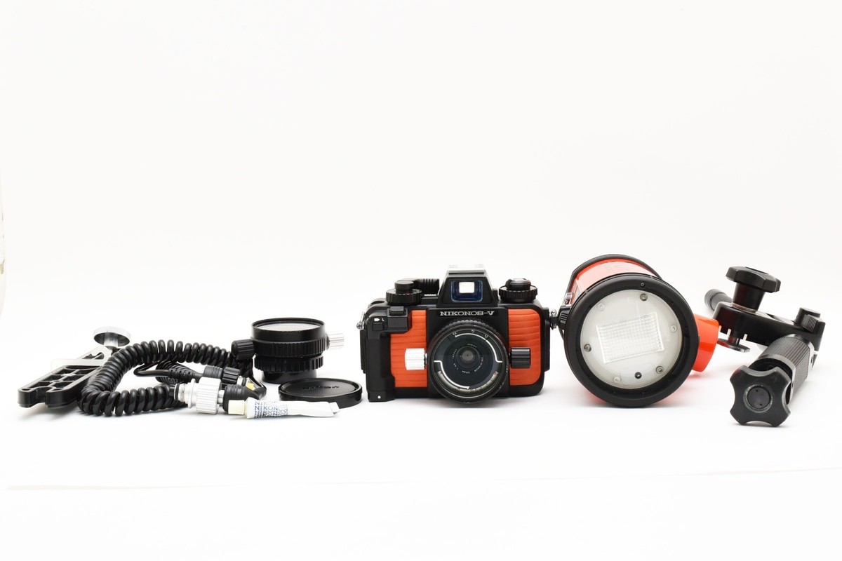 フィルムカメラ Nikon Nikonos-V Nikkor35mm f/2.5 SB-105 Nikonos-V