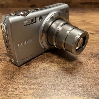 Fujifilm FinePix F Series F10 6.3MP Digital Camera - Silver for