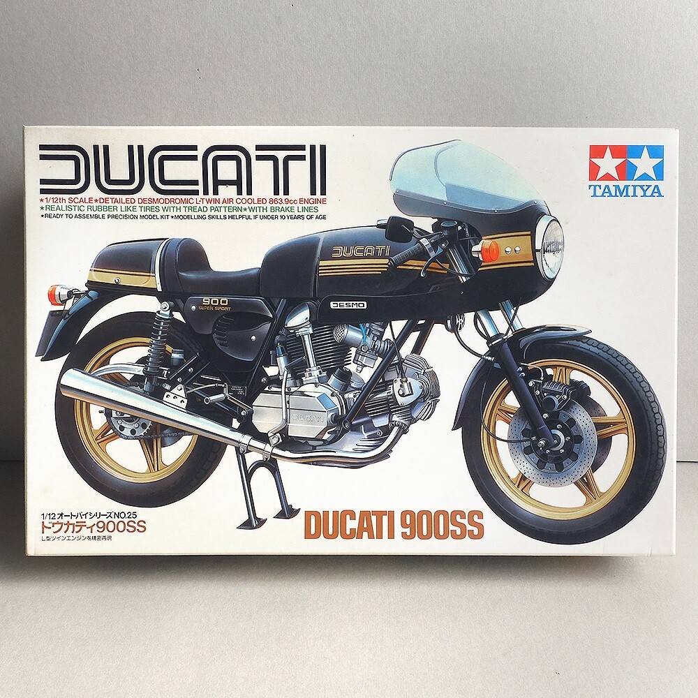 タミヤ 1/12 ドウカティ 900SS