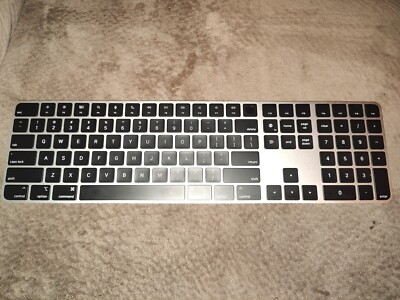 Apple Magic Keyboard w/ Touch ID and Numeric Keypad Model A2520
