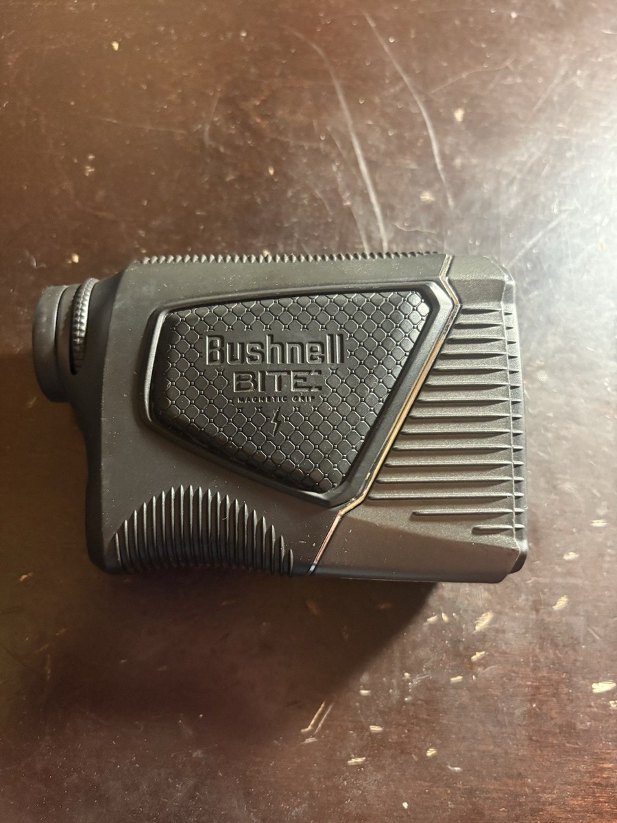 Bushnell Pro XE Golf Laser Rangefinder - Black/Silver (201950