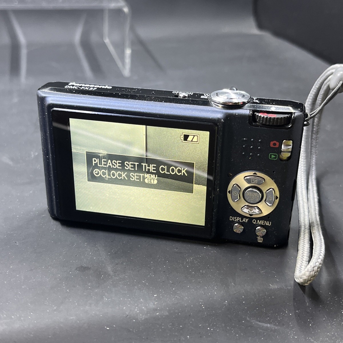 デジタルカメラ Lumix DMC-FX37 DMC-FH8 概要 デジタルカメラ DMC-FX37