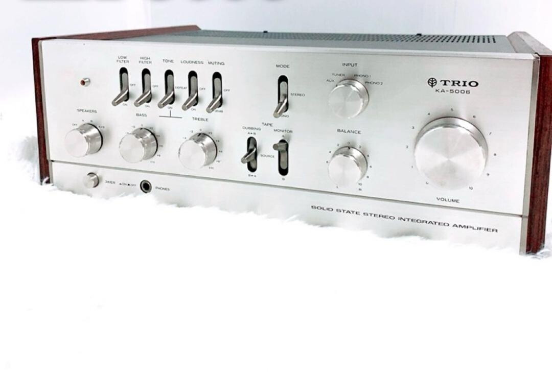 TRIO KA-5100 & KA-4500プリメインアンプ TRIO KA-5100 プリメイン