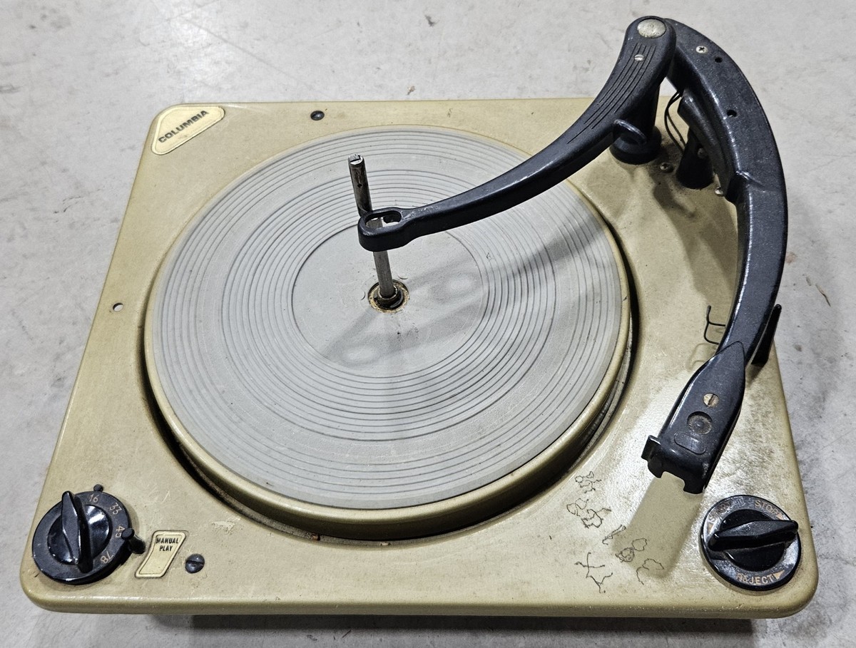 VINTAGE COLUMBIA Branded Console Record Player Turntable Changer