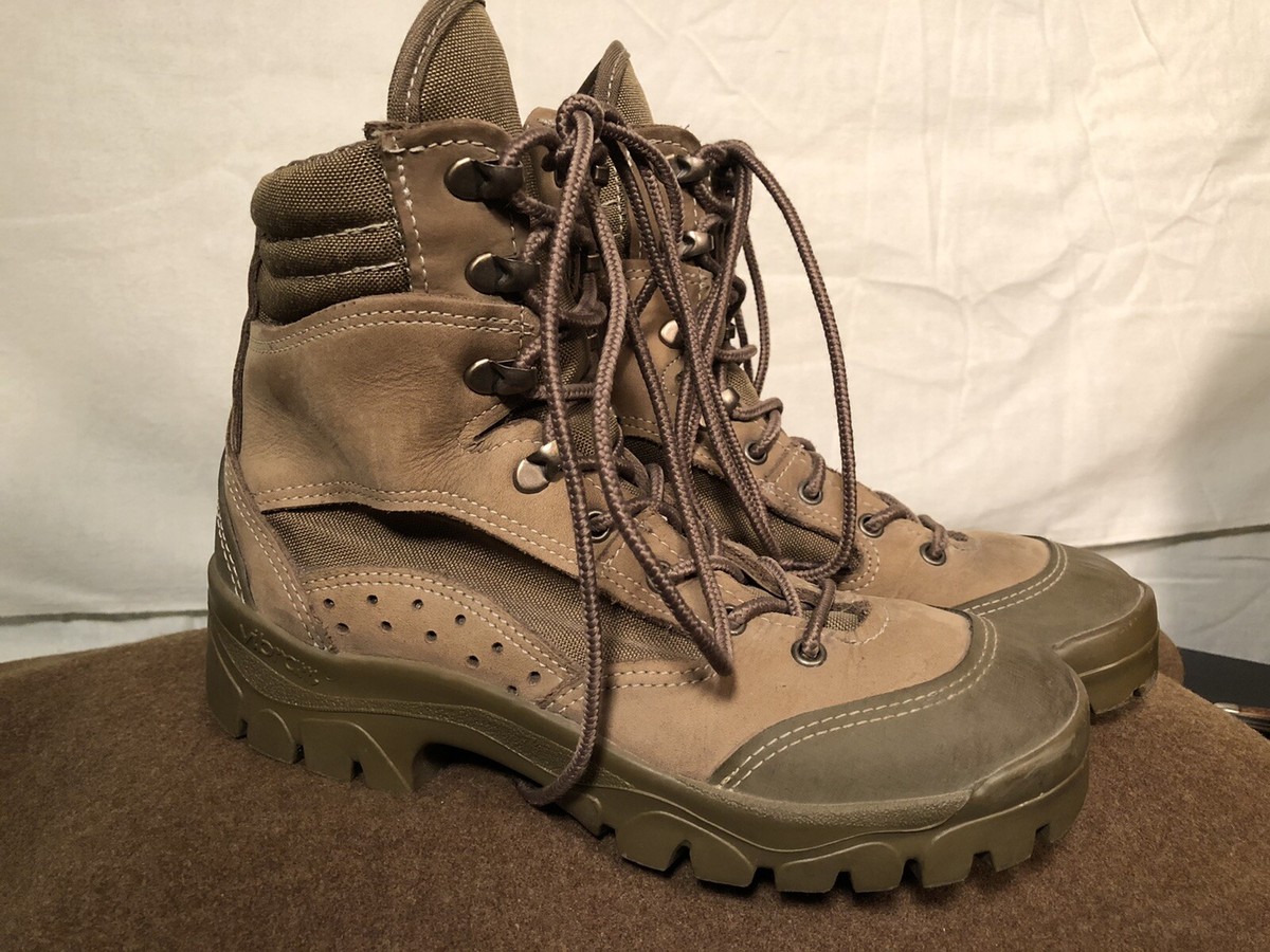 Used Bates Combat Boots Military Boots Size 6 R Vibram Sole Desert