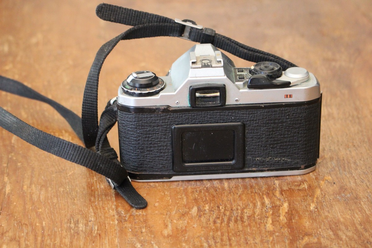 Pentax ME Super 35mm SLR Film Camera with 50 mm lens Kit for sale