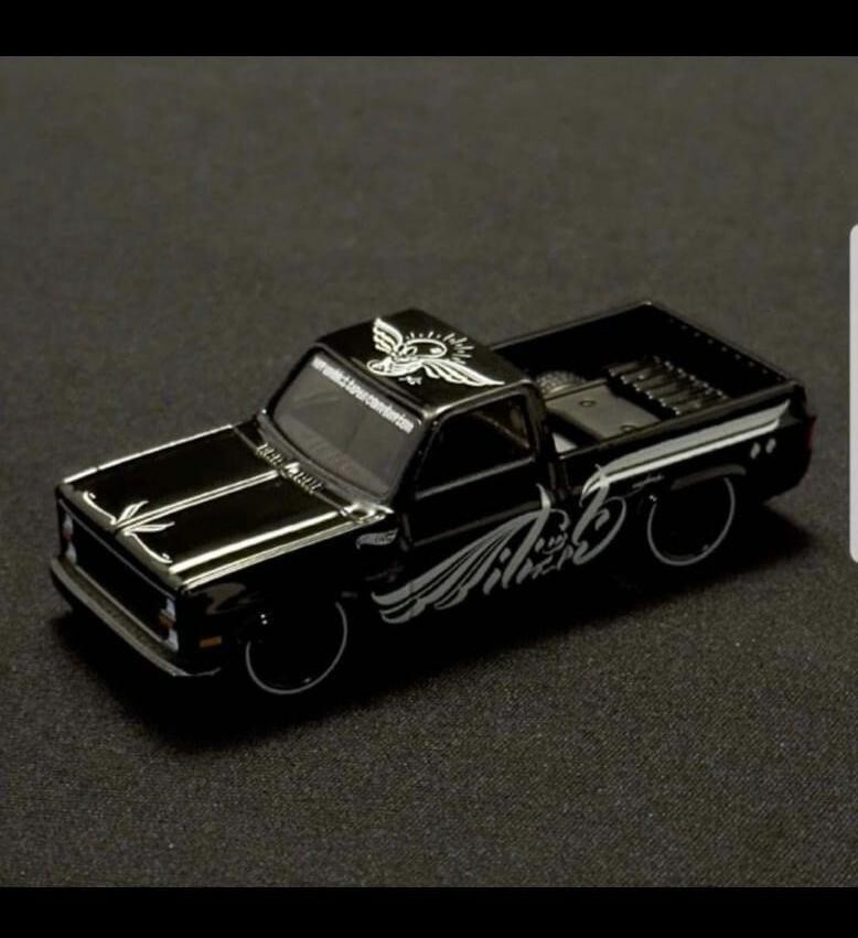 Hot Wheels Japan Convention 2024 '83 CHEVY SILVERADO Right ＆ Left