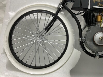 1903-1904 Harley Davidson Serial Number One Authentic Replica 1:6
