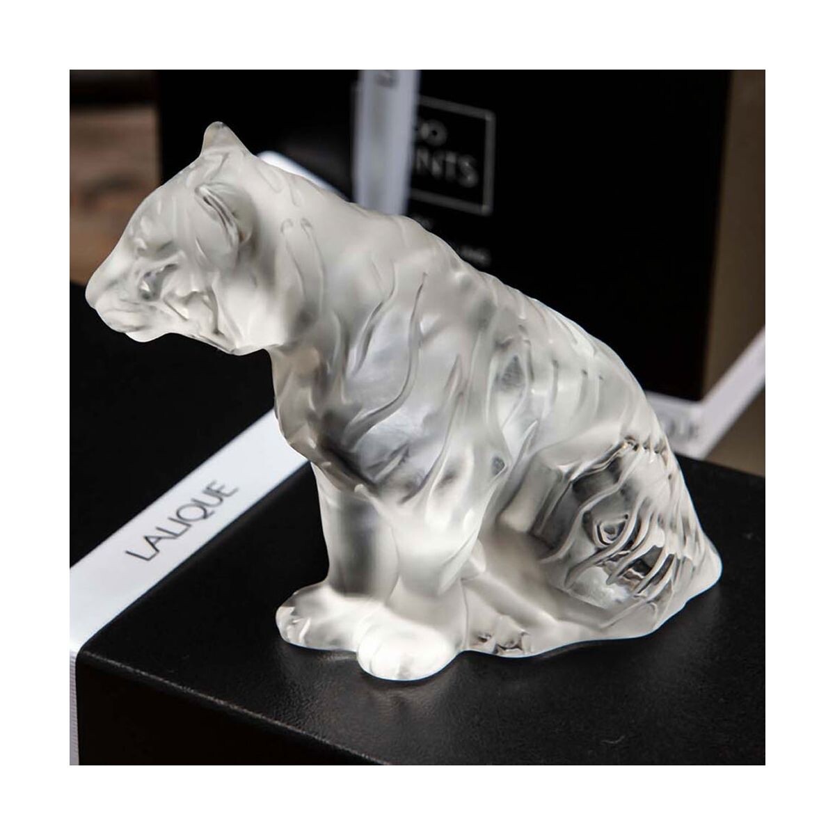 LALIQUE 猫のクリスタル彫刻 LALIQUE 猫のクリスタル彫刻 LALIQUE 猫の