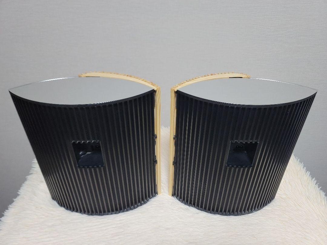 B&O BeoCenter 2, 天然木製ケース付きBeolab 4000 B&O BeoCenter 2