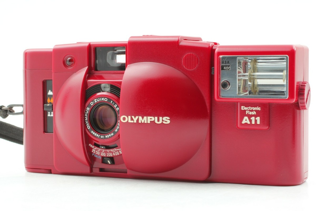 OLYMPUS XA カメラ ＋ A11 フラッシュ動作品 Olympus XA2 w/ A11 Flash