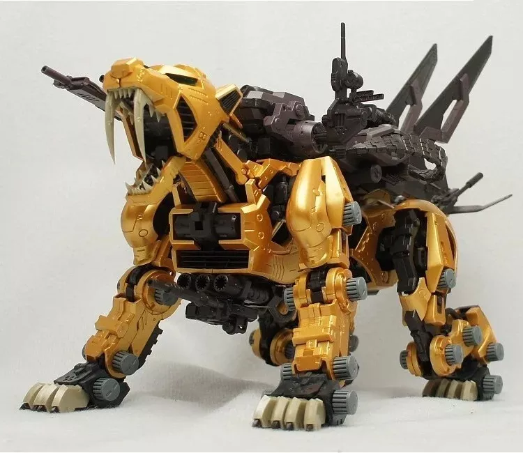 ZOIDS EZ-016 Saber Tiger Gold 1:72 Scale Full Action Plastic | eBay
