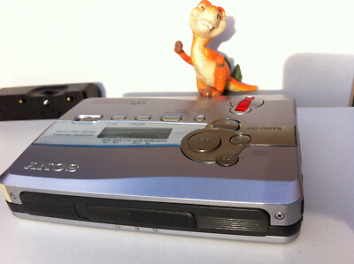 Sony WM-GX688 Cassette Recorder Radio Band AM/FM very good working