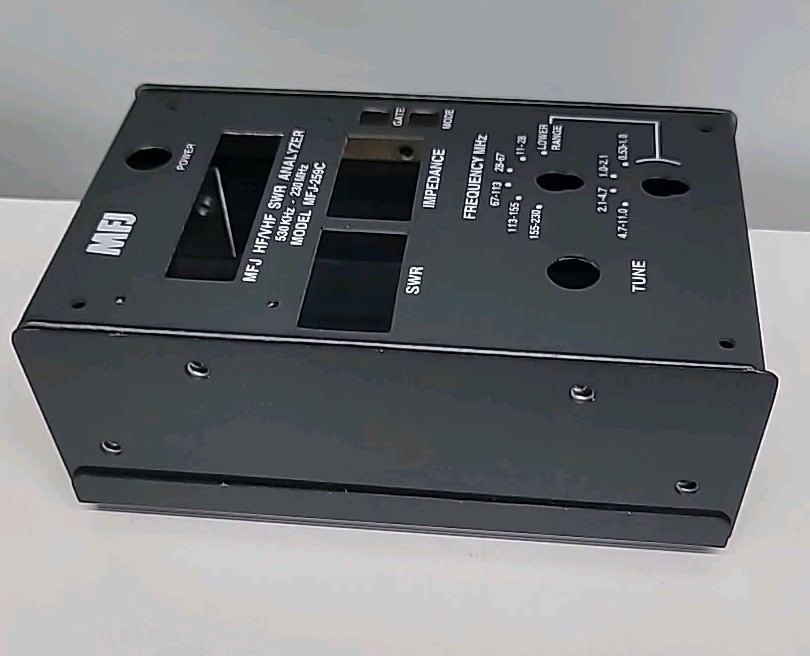 受信機 MFJ-259 SWR Analyzer 1.8-170 MHz 受信機 MFJ-259 SWR