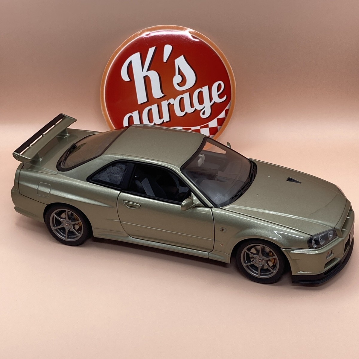 Nissan Skyline GT-R (R34) ワイルドスピード 1/18 グリーンライト