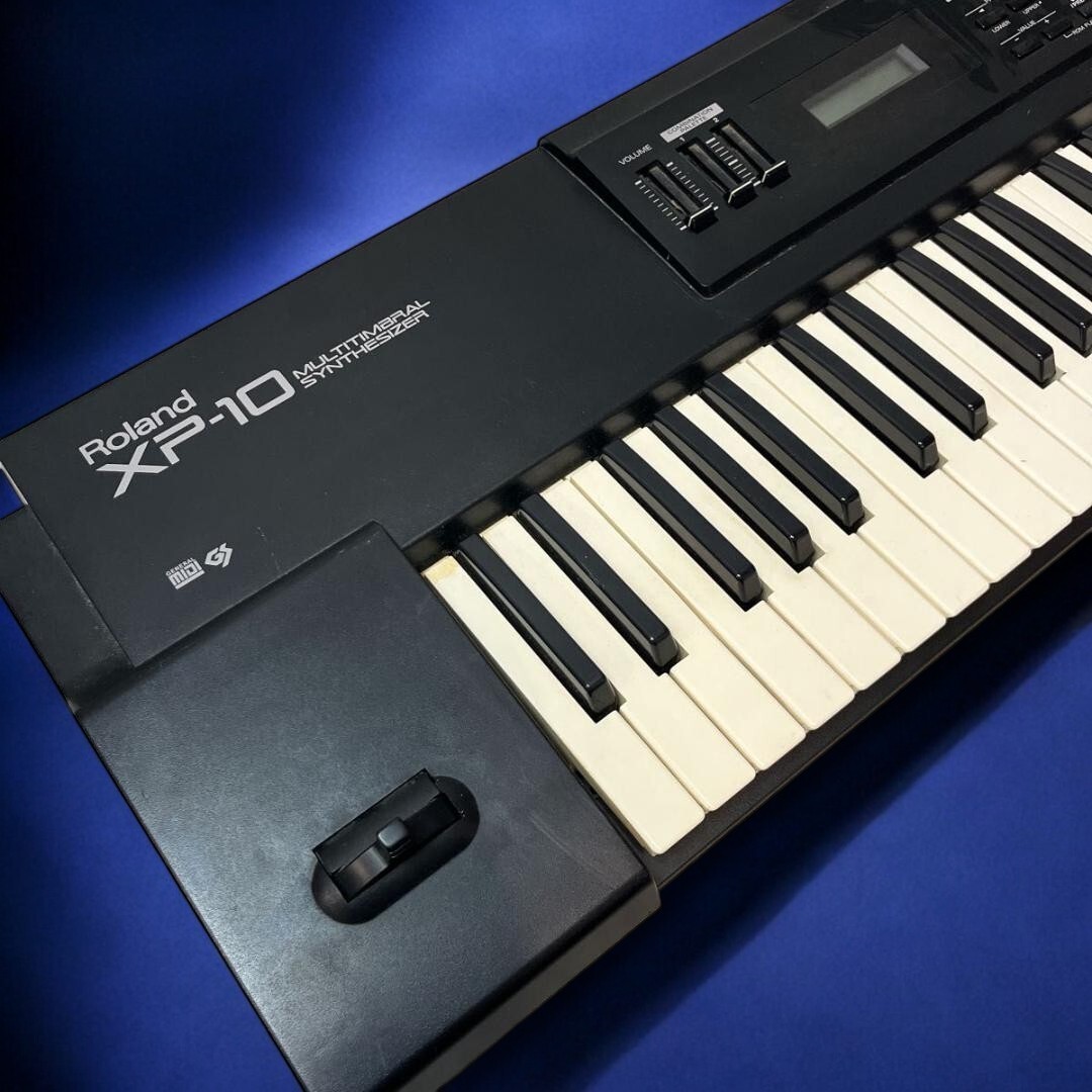 鍵盤楽器 Roland XP-10 Roland XP-10 Synthesizer Black keyboard