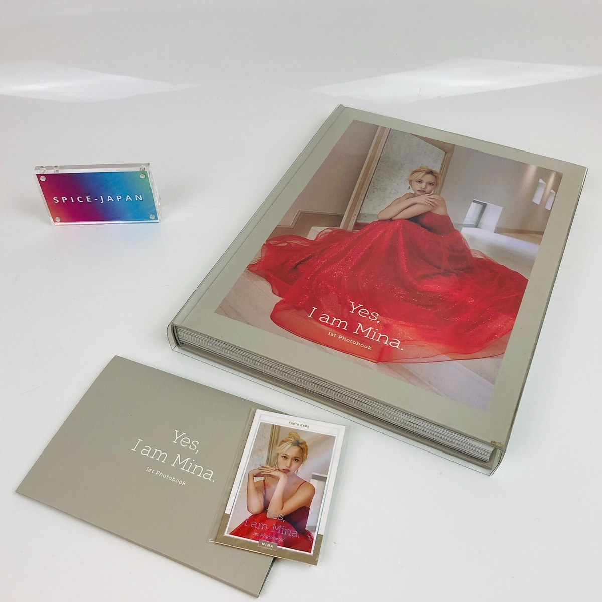 Yes,I am Mina 〜Gray ver〜 TWICE MINA 1st Photobook Yes, I am MINA