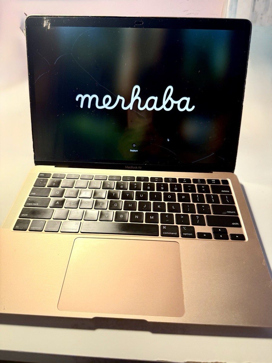 2020 Apple MacBook Air 13.3
