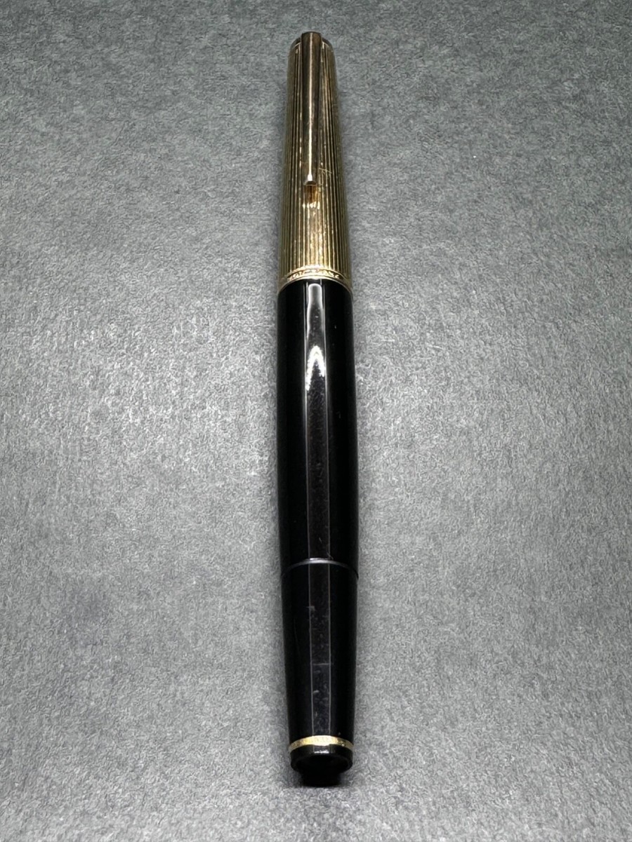 MONTBLANC No.124 Gold&Black Vintage Fountain Pen Piston-filler 18K