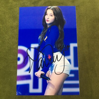 MOMOLAND NANCY Autographed Signed Photo 4*6 K-POP 2022 | eBay