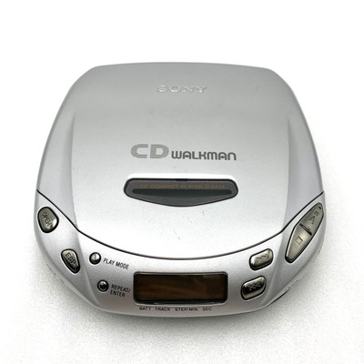Sony CD Player Walkman D-E404 Music Silver Compact Hobby Portable