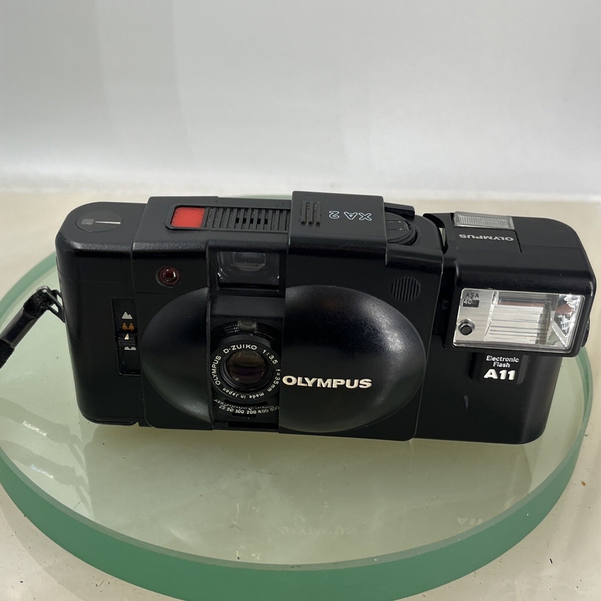 OLYMPUS XA2 Electronic Flash A11 D.ZUIKO 35mm f3.5 TESTED POINT