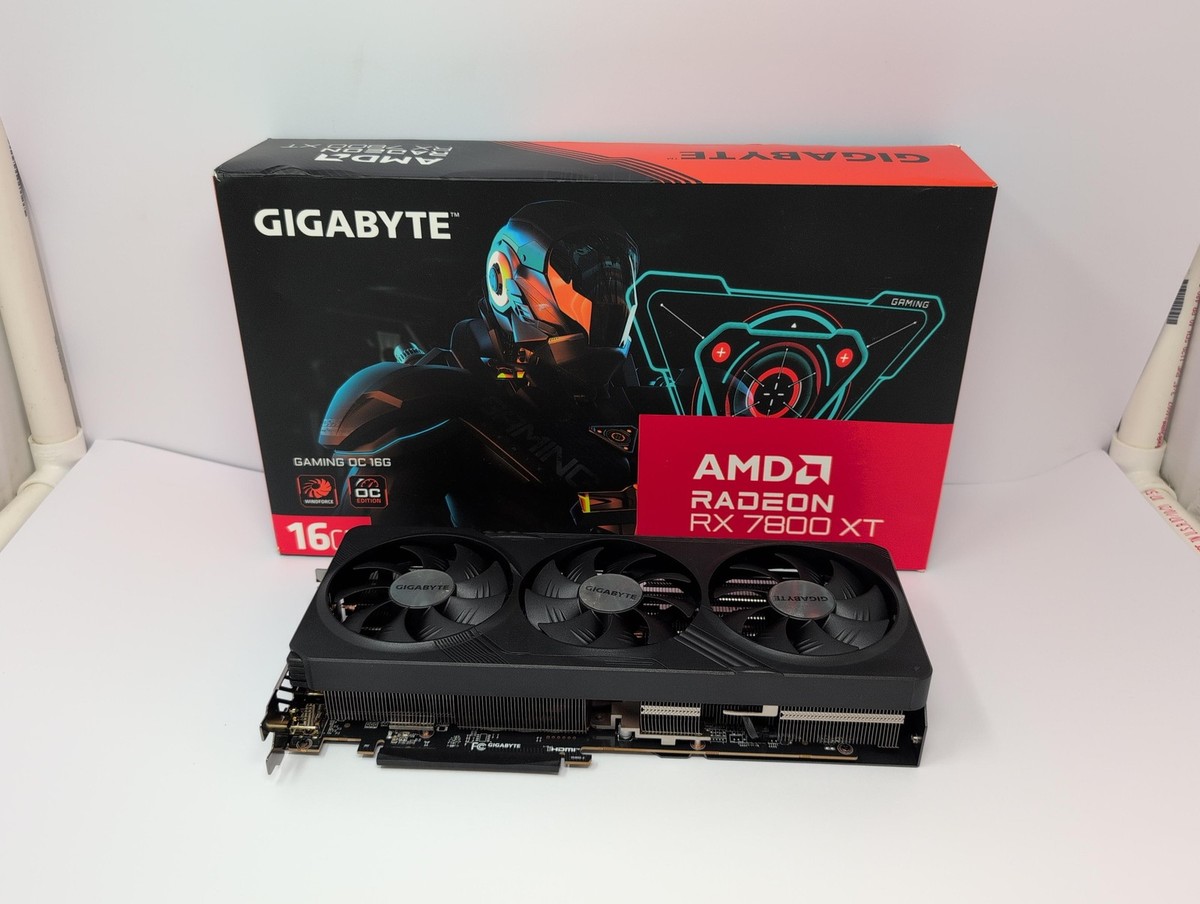 Gigabyte Radeon Rx 7800 Xt Gaming Oc 16g Graphics Card, 3x