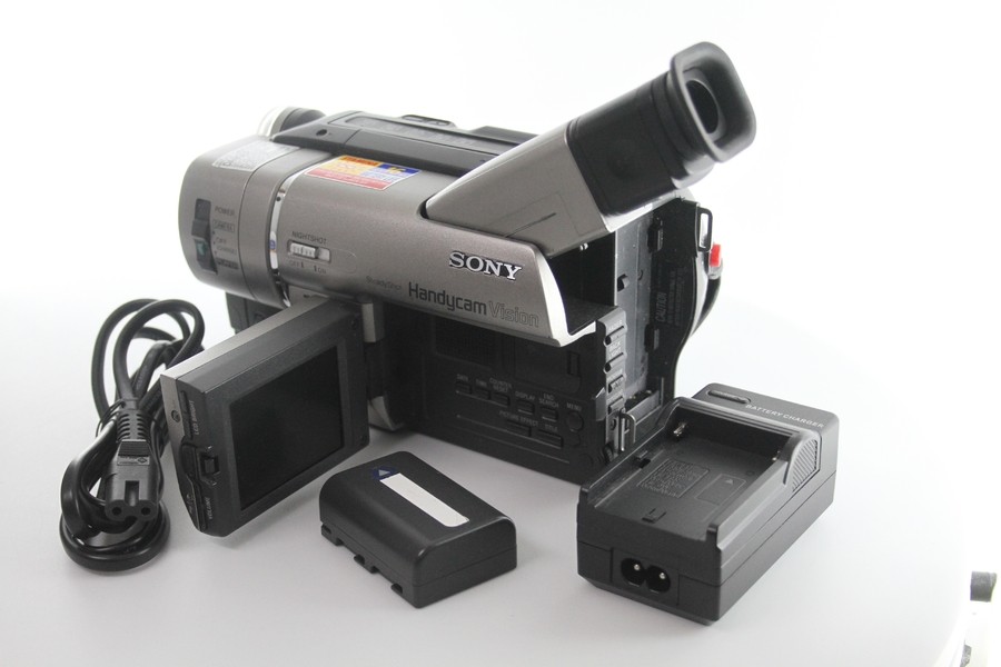 Sony PAL Hi8 Standard 8mm Analog Camcorder - Video Transfer (CCD