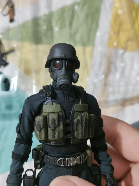 1/6バイオハザードフィギュア HUNK ハンク