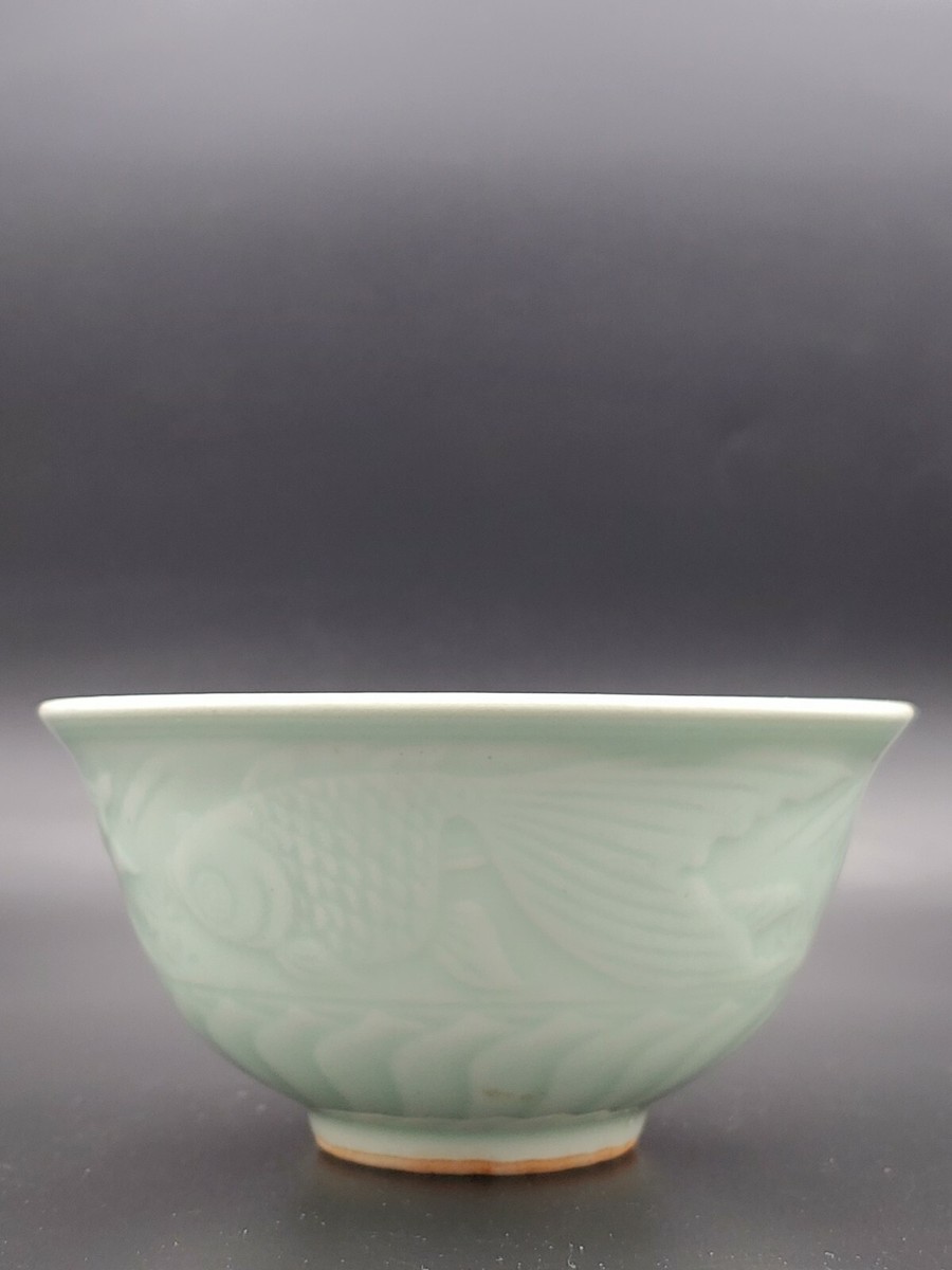 宋から元時代 青磁 龍泉窯暗刻模様弦文碗鉢茶碗唐物古賞物(E-94)
