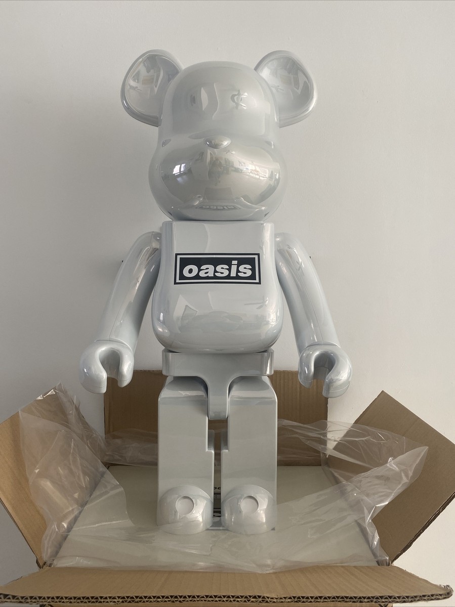 BE@RBRICK OASIS WHITE CHROME 1000%