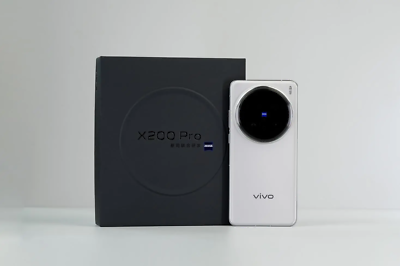 Vivo X200 Pro Dimensity 9400, 16GB+512GB/1TB Zeiss 200MP Camera