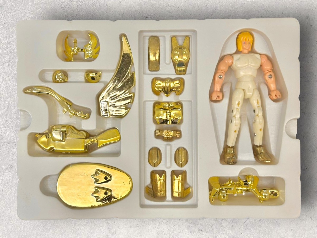 1990's Vintage Saint Seiya St Fighter H-6608 Golden Cygnus Hyoga