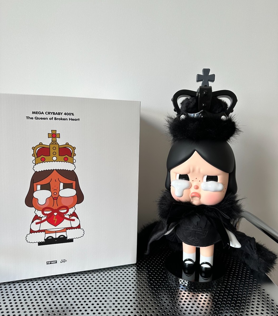 Authentic Crybaby Mega Crybaby 400% The Queen of Broken Heart Gift